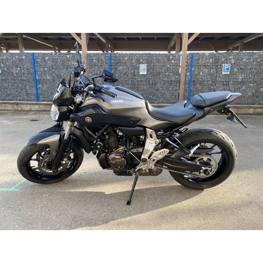 YAMAHA MT-07