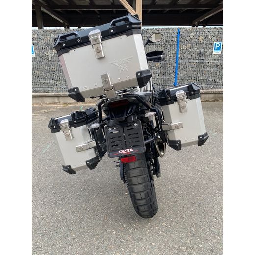 MOTO MORINI X-CAPE 650 + SADA KUFRŮ ZA CENU 10 000 KČ