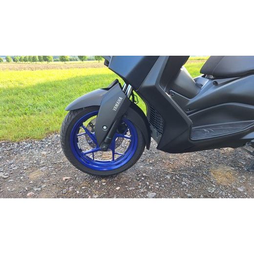 YAMAHA X-MAX 300 - REZERVOVÁNO