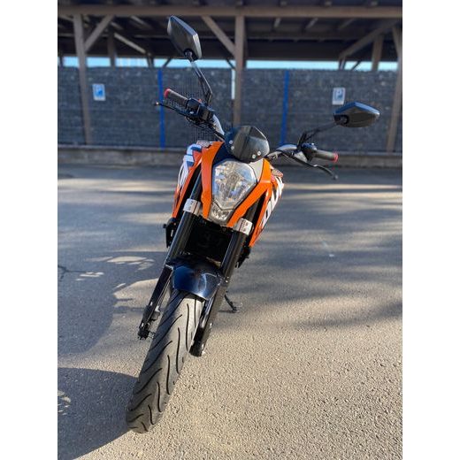 KTM 125 DUKE - REZERVOVÁNO