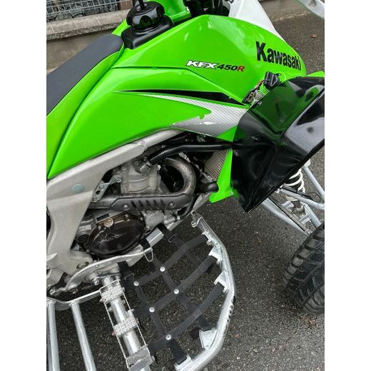 SPORTOVNÍ ČTYŘKOLKA KAWASAKI KFX 450 R