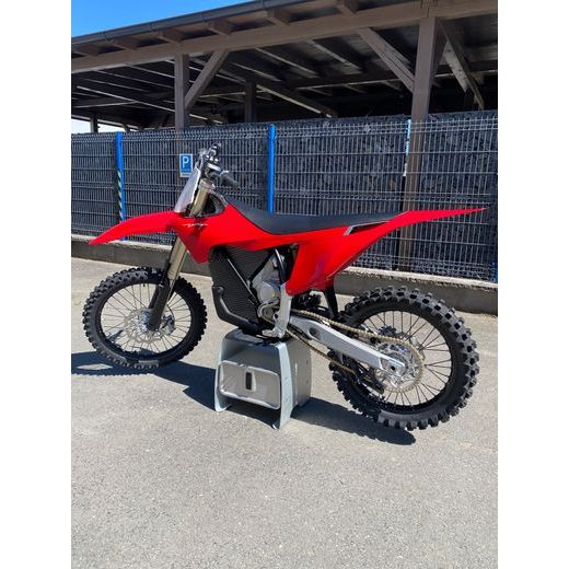 STARK VARG MX 1.0