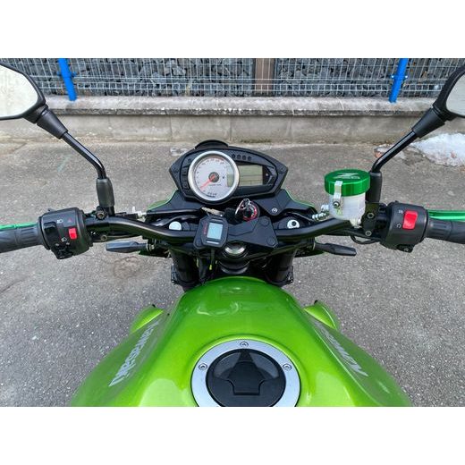 KAWASAKI Z750