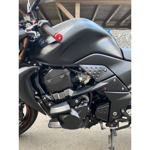 KAWASAKI Z750 R - ZLEVNĚNO