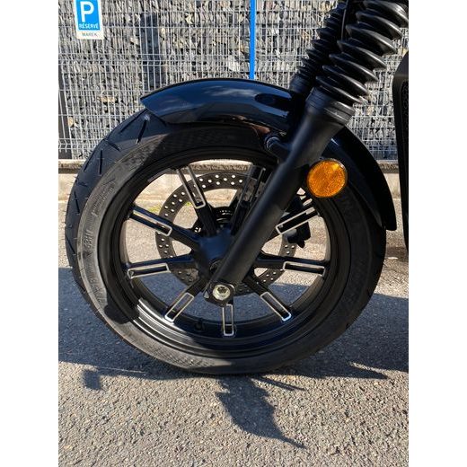 MOTO MORINI CALIBRO CUSTOM 700 ŠEDÁ