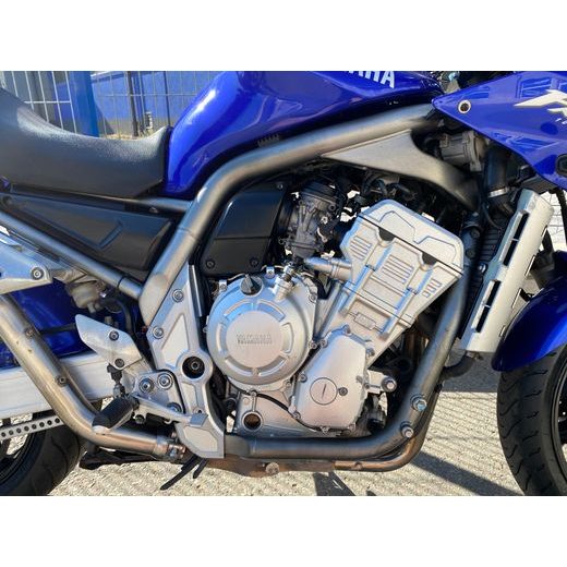 YAMAHA FZS 1000 FAZER