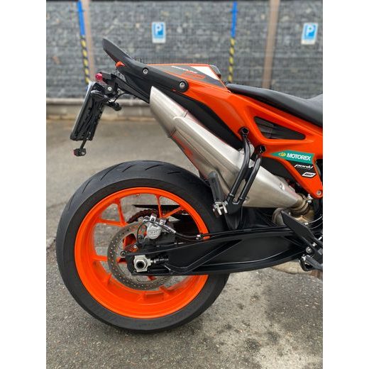 KTM 890 DUKE GP