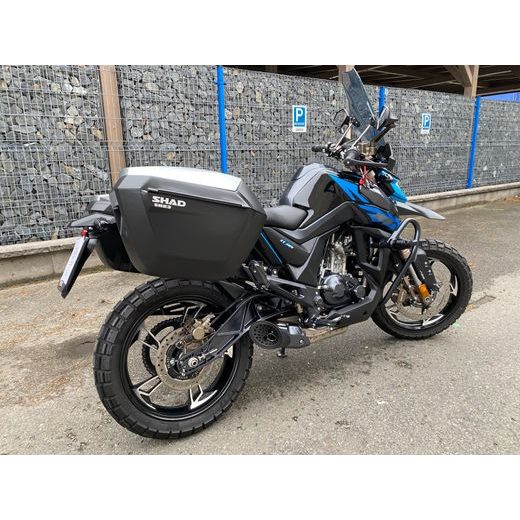 ZONTES 125 HYPER TRAIL MODRÁ + BOČNÍ KUFRY
