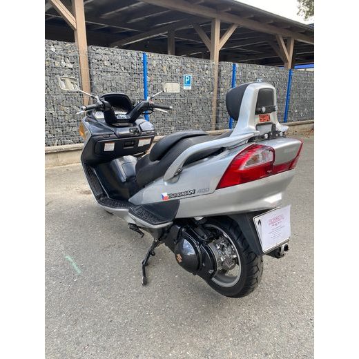 SUZUKI BURGMAN 400 VÝPRODEJ - ZLEVNĚNO