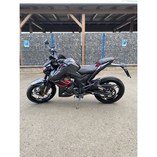 ZONTES 125 URBAN ČERVENOČERNÁ