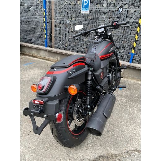 UM RENEGADE VEGAS 300