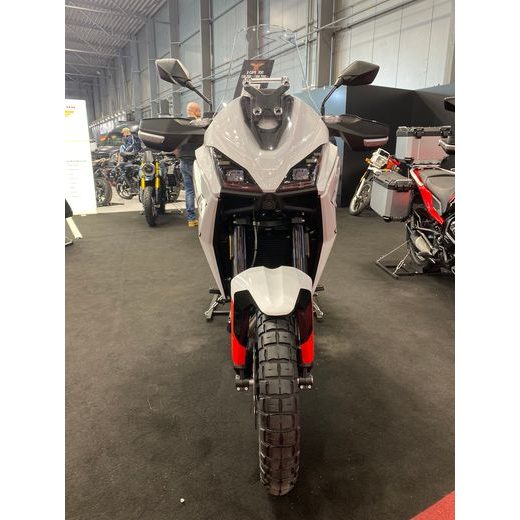 MOTO MORINI X-CAPE 700 DRÁTĚNÁ KOLA BÍLÁ