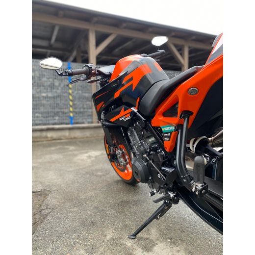 KTM 890 DUKE GP
