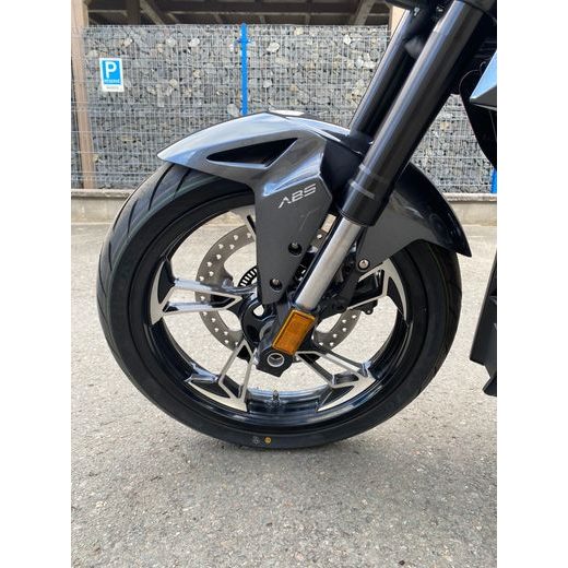 ZONTES 125 URBAN ČERVENOČERNÁ