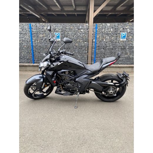 ZONTES 350 VENOM ČERNÁ