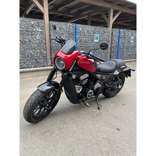 MOTO MORINI CALIBRO CUSTOM 700 ČERVENÁ