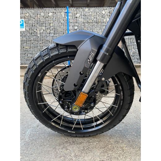 ZONTES 125 GK SCRAMBLER - DRÁTĚNÁ KOLA ČERNÁ