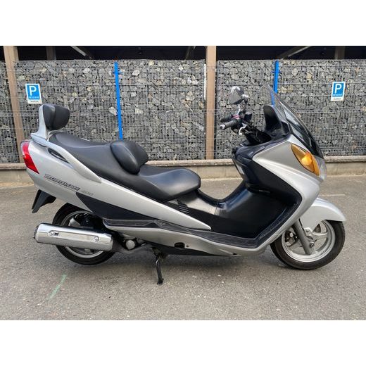 SUZUKI BURGMAN 400 VÝPRODEJ - ZLEVNĚNO