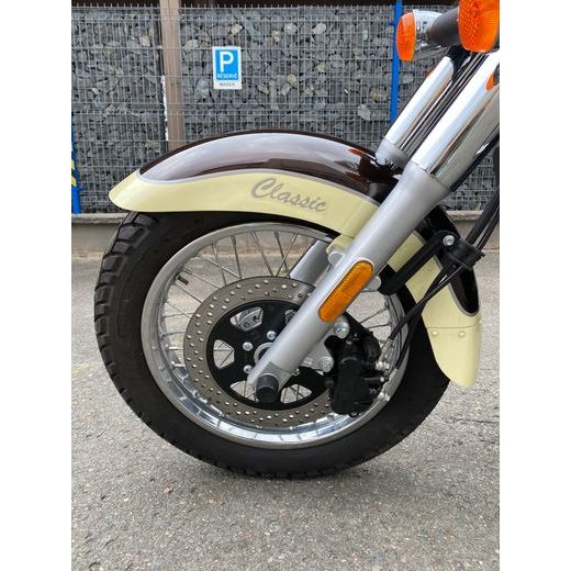 UM RENEGADE CLASSIC 125 NAJETO POUZE 691 KM