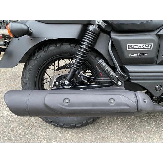 UM RENEGADE COMMANDO 300 ZELENÁ