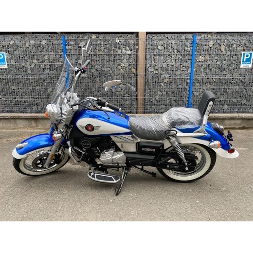 UM RENEGADE CLASSIC DELUXE 125