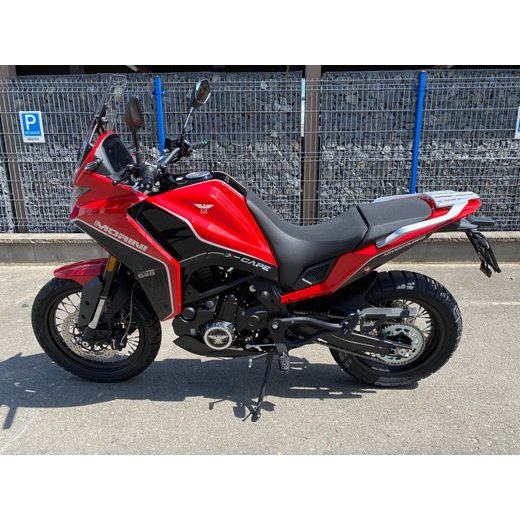 MOTO MORINI X-CAPE (DRÁTĚNÁ KOLA) ČERVENÁ RED PASSION S KUFRY ZDARMA