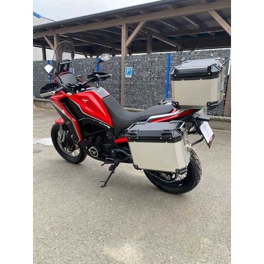MOTO MORINI X-CAPE 650