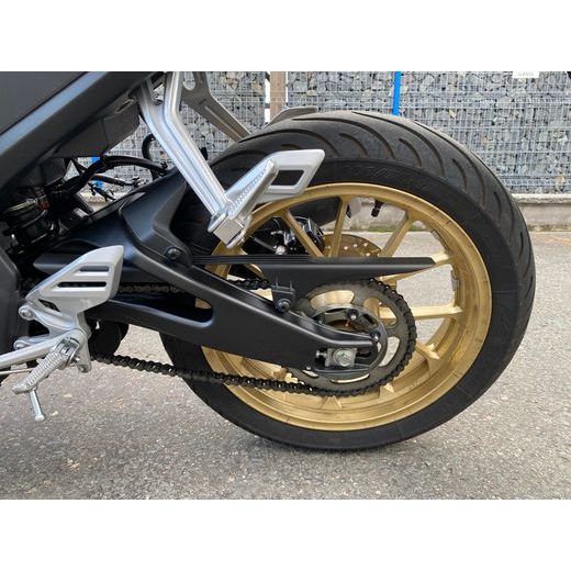 YAMAHA YZF-R125 REZERVOVÁNO