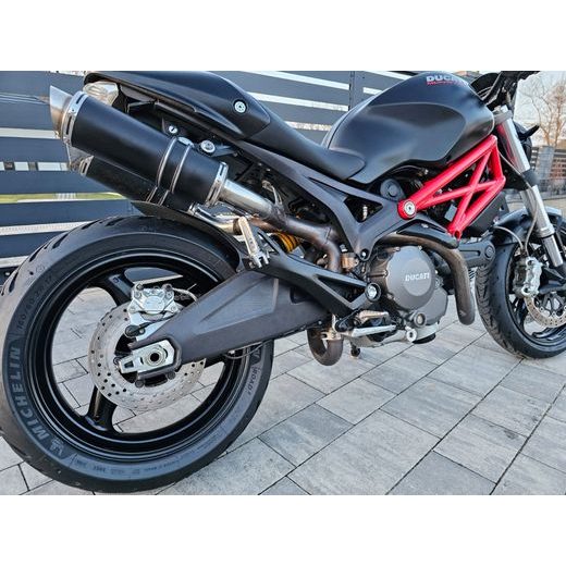 DUCATI MONSTER 696