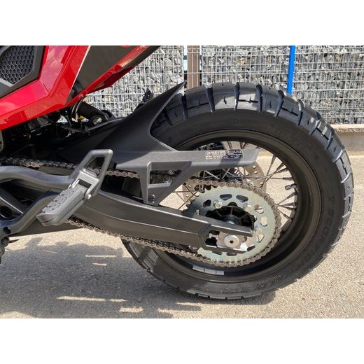 MOTO MORINI X-CAPE (DRÁTĚNÁ KOLA) ČERVENÁ RED PASSION S KUFRY ZDARMA