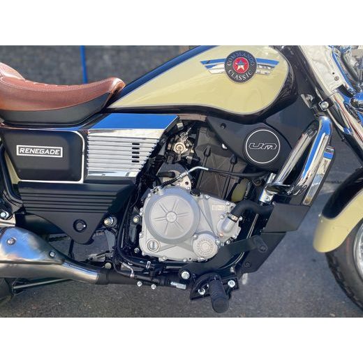 UM RENEGADE CLASSIC 300