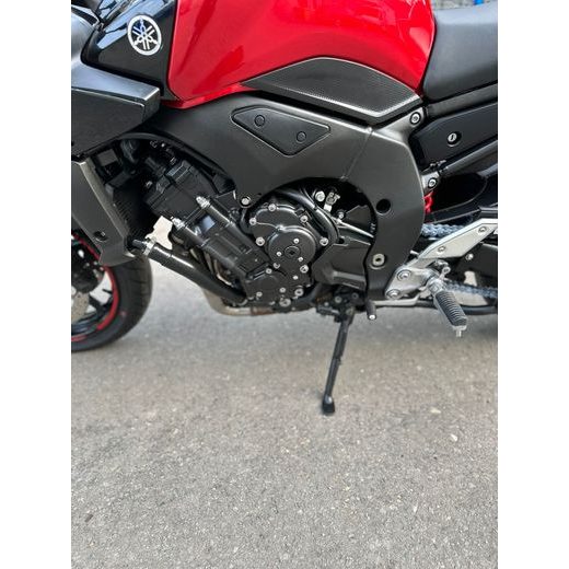 YAMAHA FZ1 FAZER - REZERVOVÁNO