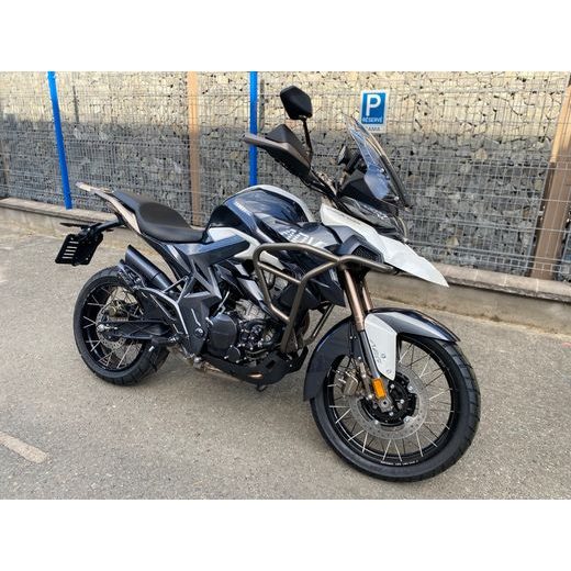 ZONTES 310 T II BÍLÁ DRÁTĚNÁ KOLA