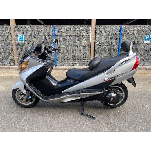 SUZUKI BURGMAN 400 VÝPRODEJ - ZLEVNĚNO
