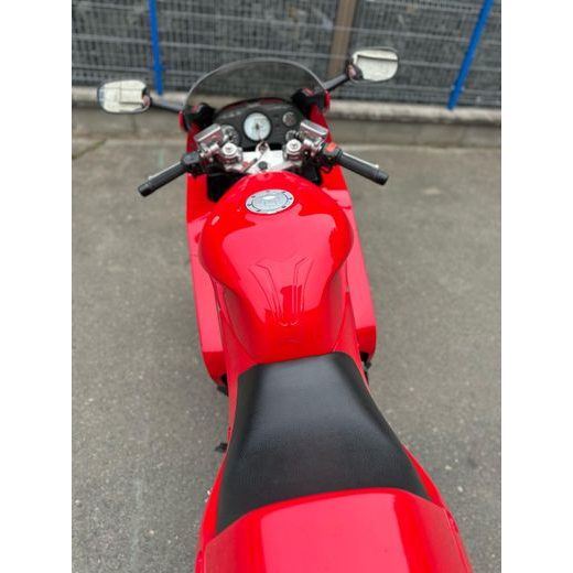 HONDA VFR 750 F REZERVOVÁNO