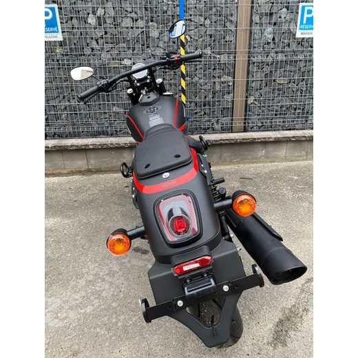 UM RENEGADE VEGAS 300