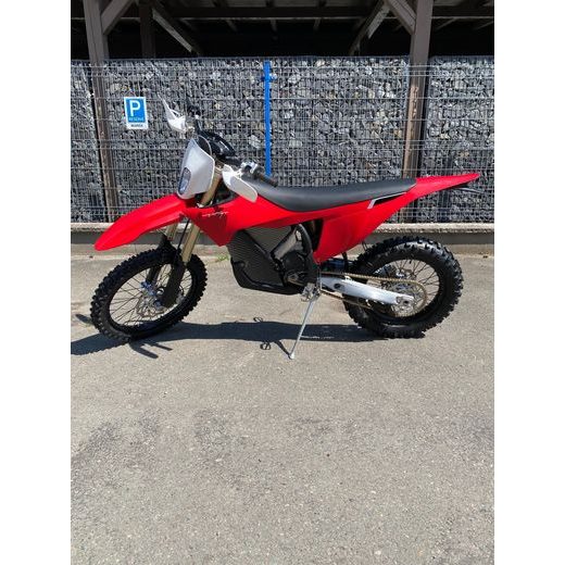 STARK VARG EX 60HP STARK RUDÁ
