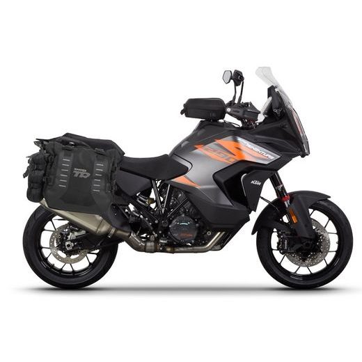 COMPLETE SET OF SHAD TERRA TR40 ADVENTURE SADDLEBAGS, INCLUDING MOUNTING KIT SHAD KTM SUPER ADVENTURE 1290 (R, S)