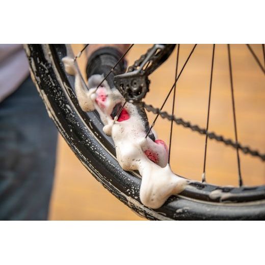 CLEAN PROTECT LUBE KIT MUC-OFF 20289