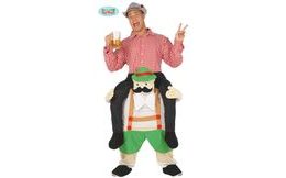 Budget Oktoberfest Costume - Cosplay Octoberfest