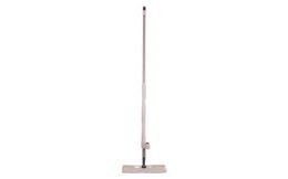 Mop with wringer on rod