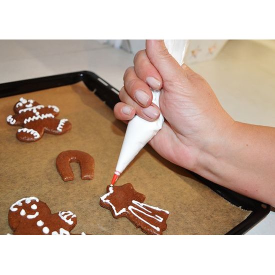 Icing bag for gingerbread biscuits