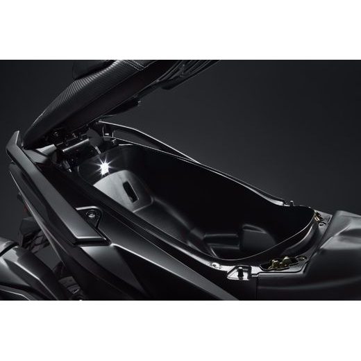 AK 550 E5 ETC MATT BLACK