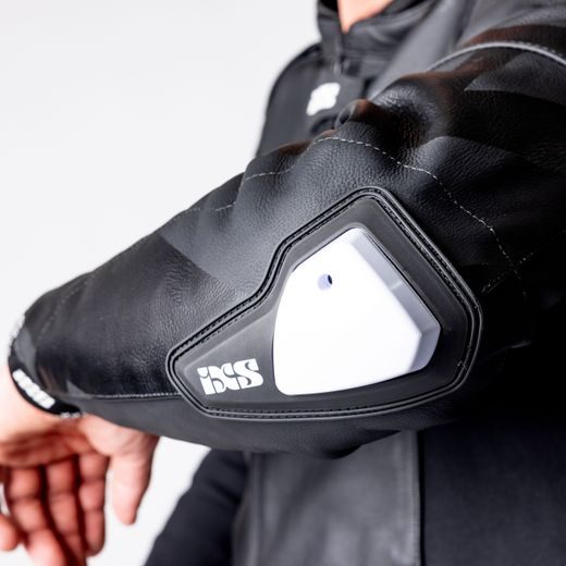 DVOUDÍLNÁ KOŽENÁ KOMBINÉZA IXS ACE 1.0 X2-229406 ČERNÝ 26