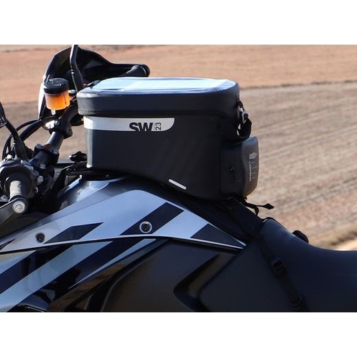 WATERPROOF TANK BAG SHAD SW23B X0SW23B