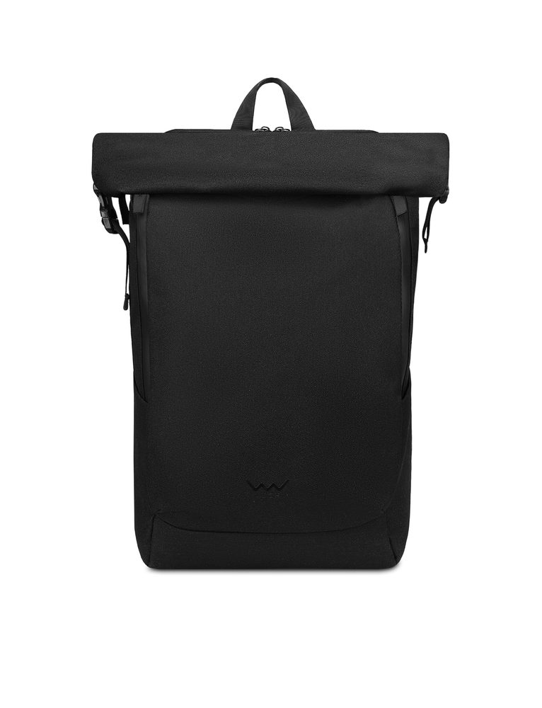 VUCH Tayte Small Black.

Glavno zapiranje z zadrgo
Izdelan iz trdnega materiala
Prostor razdeljen v dva žepa
Velik žep za prenosnik
Zunanji žepki z zadrgo
Trak čez prsni koš
Oblazinjeni naramni trakovi in hrbet za udobno nošenje
 Nahrbtniki
Časi, ko so nahrbtniki pomenili le šolske torbe ali športne kose za gorske pohode, so že zdavnaj mimo.