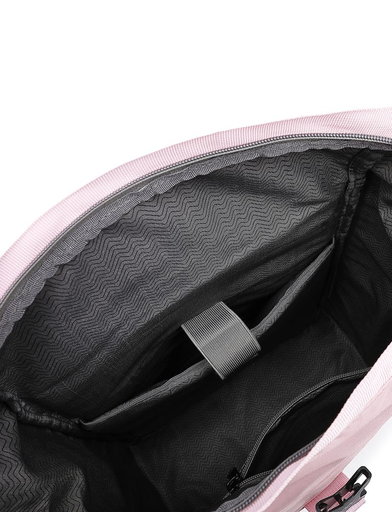 VUCH Sirius Pink.

Dvojno zapenjanje glavnega žepa - zadrga in zaponka po zvijanju
Podložen hrbet in naramnice za najbolj udobno nošenje
Izdelan iz ultra lahkega recikliranega najlona
 TechniC
Kolekcija, ki sta jo navdihnila mesto in narava!
Na prestolu priljubljenosti že nekaj časa kraljujeta nahrbtnika Mellor in Noel, iz njunih lastnosti pa je nastalo kar nekaj velikih naslednikov.