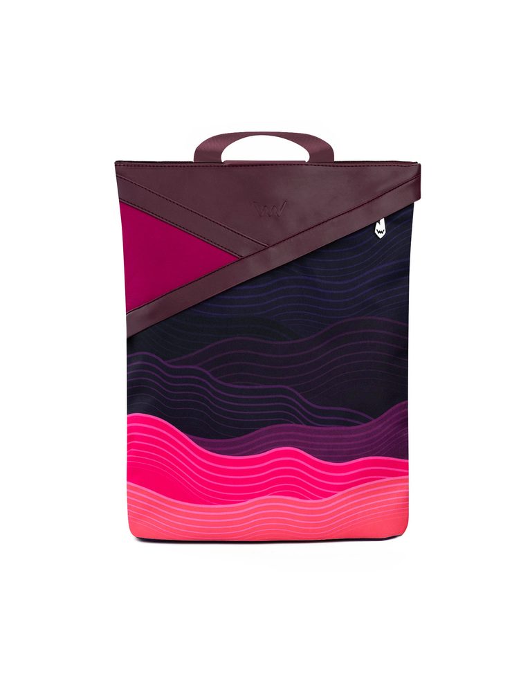 VUCH Strogoff.

Dvojna zaščita proti kraji - glavni žep z zadrgo in zaponko
Sprednji pokrit žep z zadrgo, notranji predal za majhen prenosnik in manjši žep z zadrgo
Podložen hrbet in naramnice nahrbtnika
Denarnica v istem dizajnu
 Nahrbtniki
„Praktičnost, udobje in funkcionalnost.