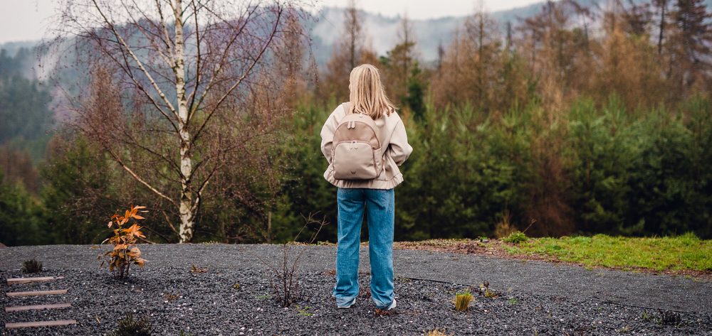 VUCH Elwin Beige.

Eleganten nahrbtnik za prenosnik
Izpostavljen sprednji žep z možnostjo popolnega odpiranja
Veliko notranjih in zunanjih žepkov

  NAHRBTNIKI
Praktičnost, udobje in funkcionalnost.