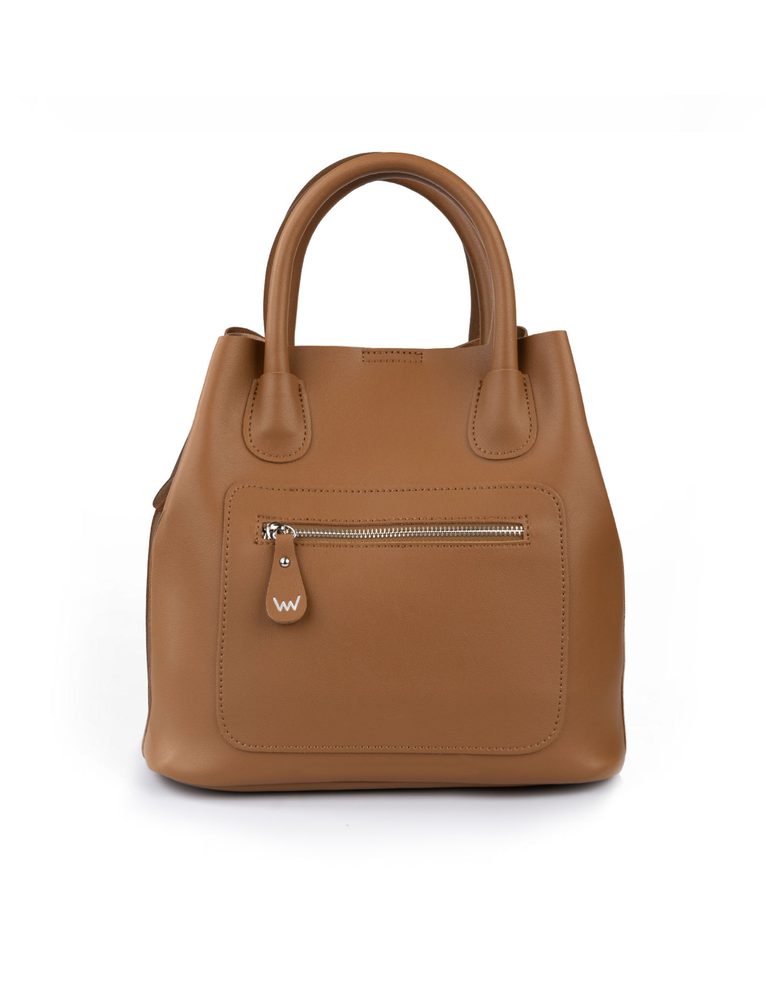 VUCH Gabi Brown.

Odstranljiv notranji predal z zadrgo
Dva ročaja
Dve zadrgi za zapenjanje torbice
 SimplyV 
Enostavno Vuch!
Brezčasna, minimalistična in elegantna.